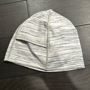 Lululemon beanie lightweight running
